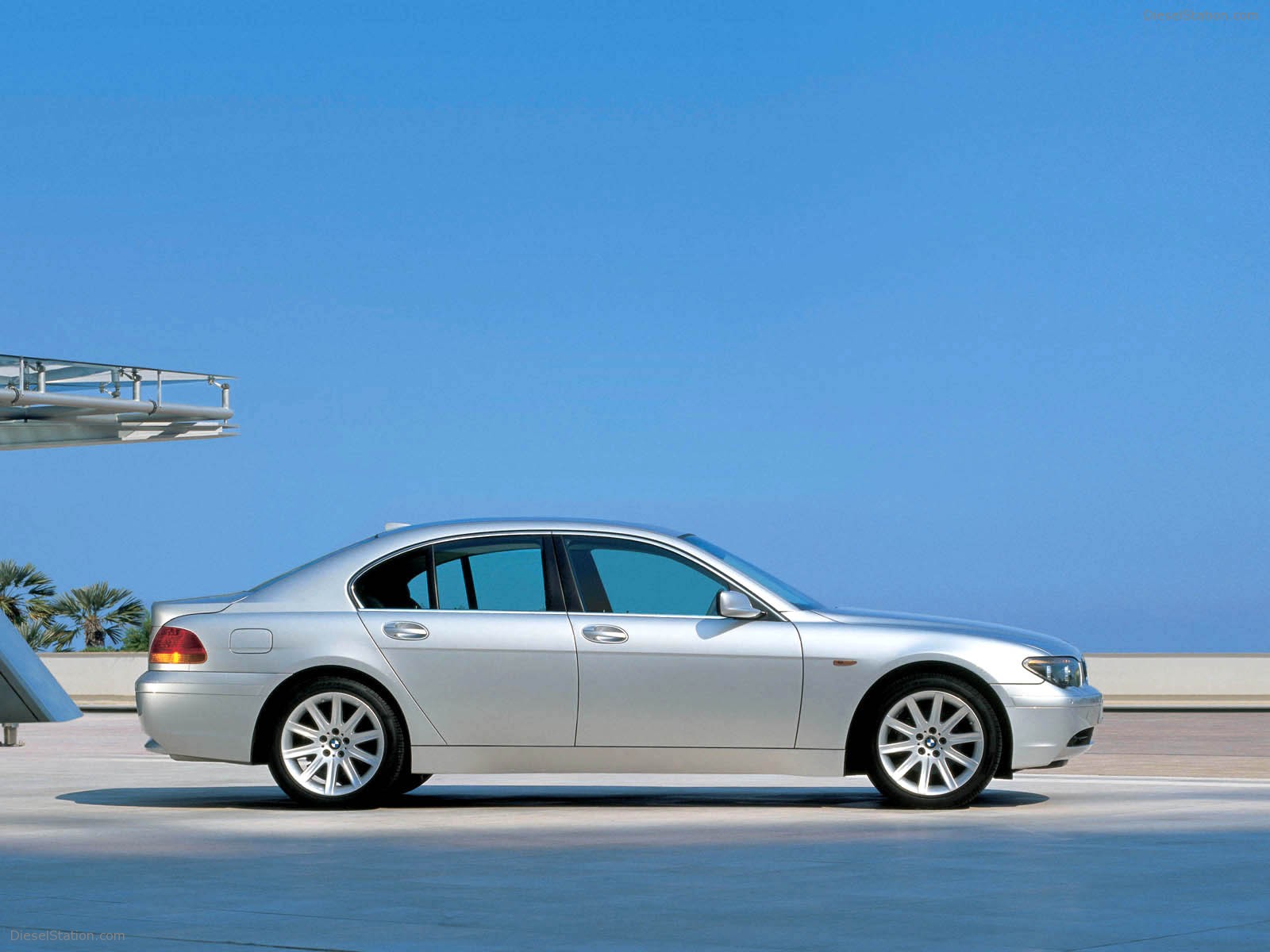 BMW 7 Series (2002)